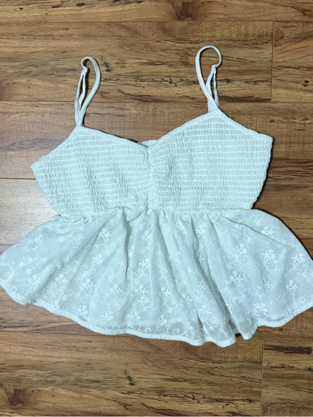 American Eagle Outfitters White Smocked Lace Peplum Cami T41